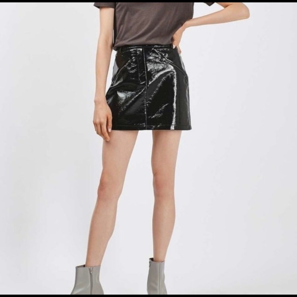NWOT Topshop Black Vinyl Skirt with zip pockets